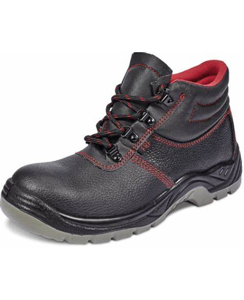 Кожаные ботинки с водоотталкивающей обработкой